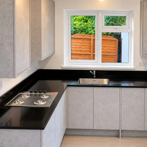 black sparkle quartz worktop