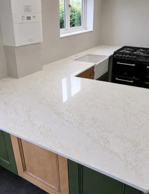 gold superior quartz worktop, brentwood project