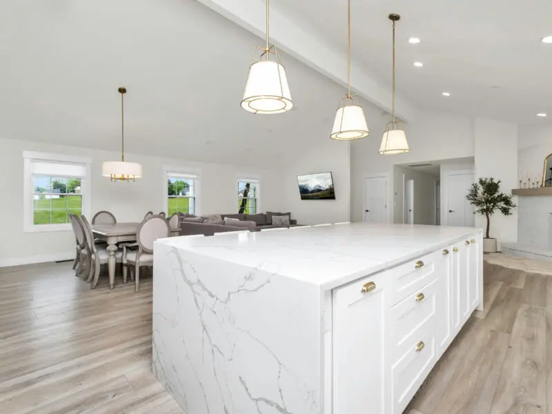 Calacatta vs Carrara Quartz