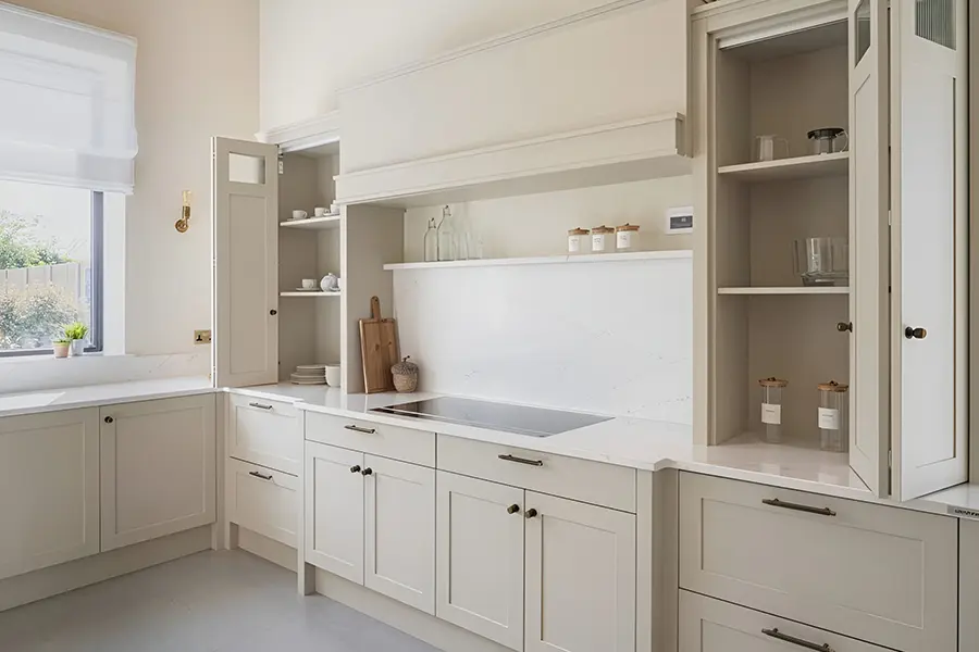 Hughes Quartz worktop Oxford 2025