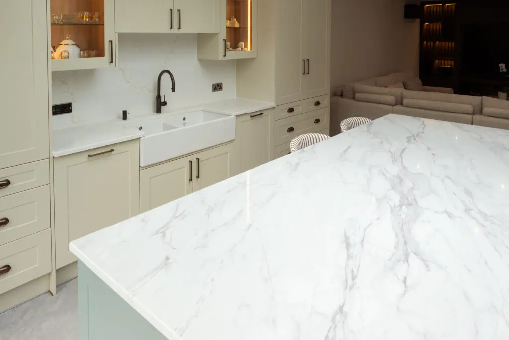 Mono Calacatta Oro quartz worktop