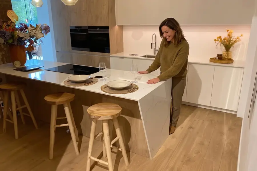 Sophie Bennett Quartz worktop in Guildford 2025