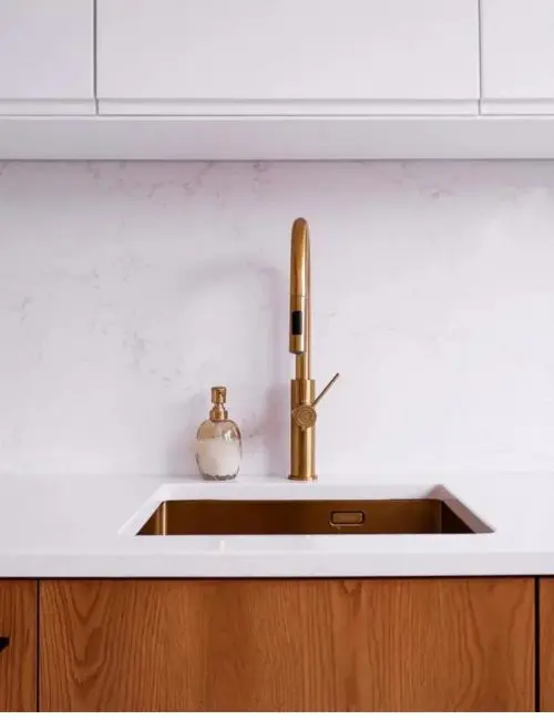 Arabescato Viola splashback