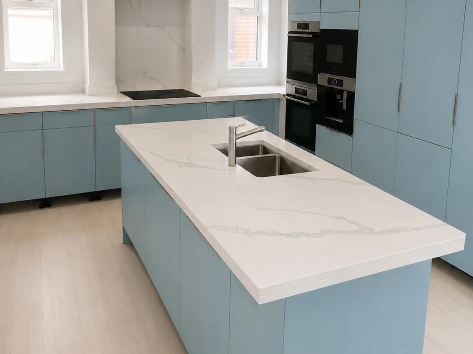 Calacatta Borghini in Kew Road, Richmond, Sterling2026