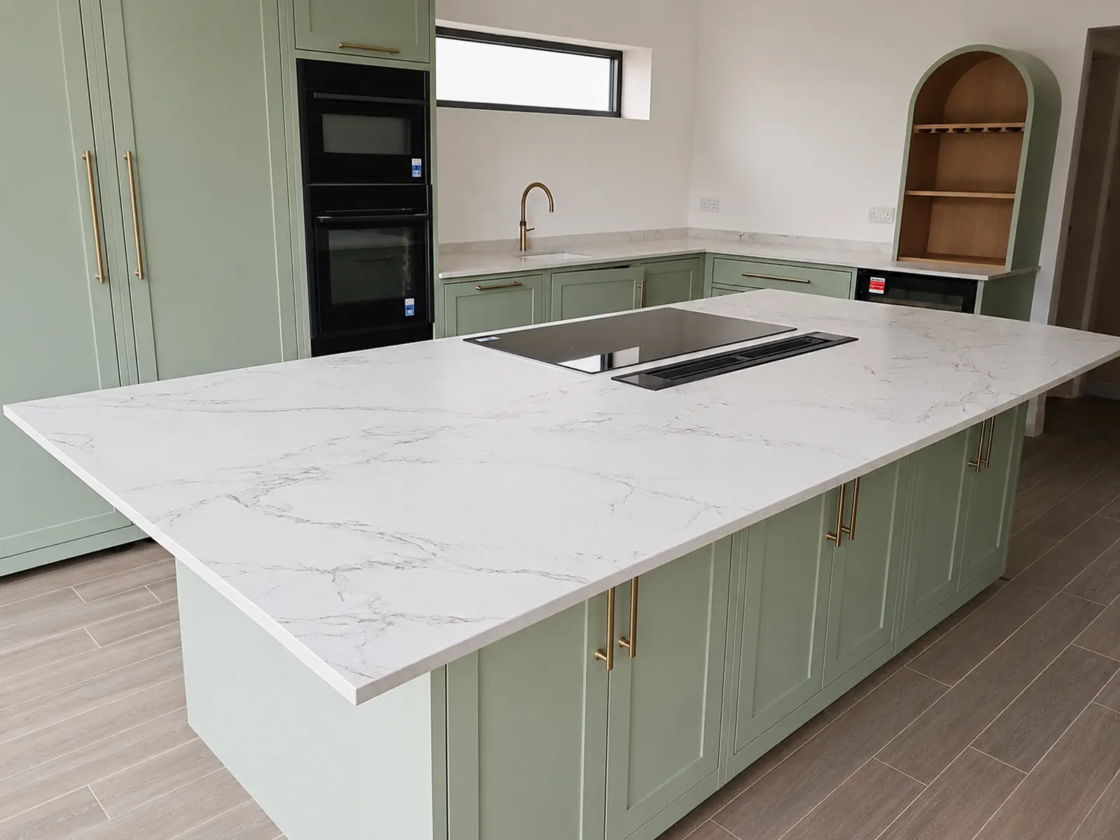 Harrison's Arabescato Brown quartz in Bedford City 2025