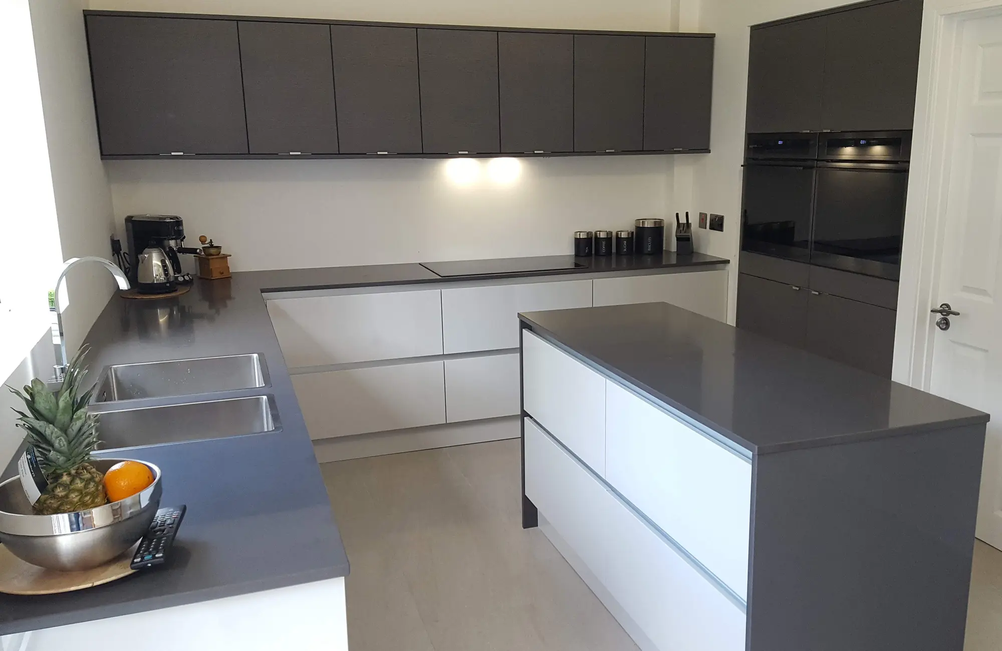 Premium Quartz Worktops In Leicester1
