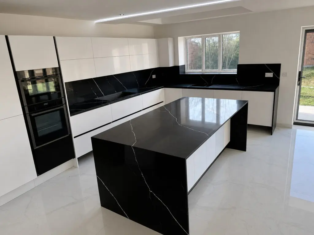 Sterling’s quartz worktop project, Eternal Marquina in Leicester 2025, image-1