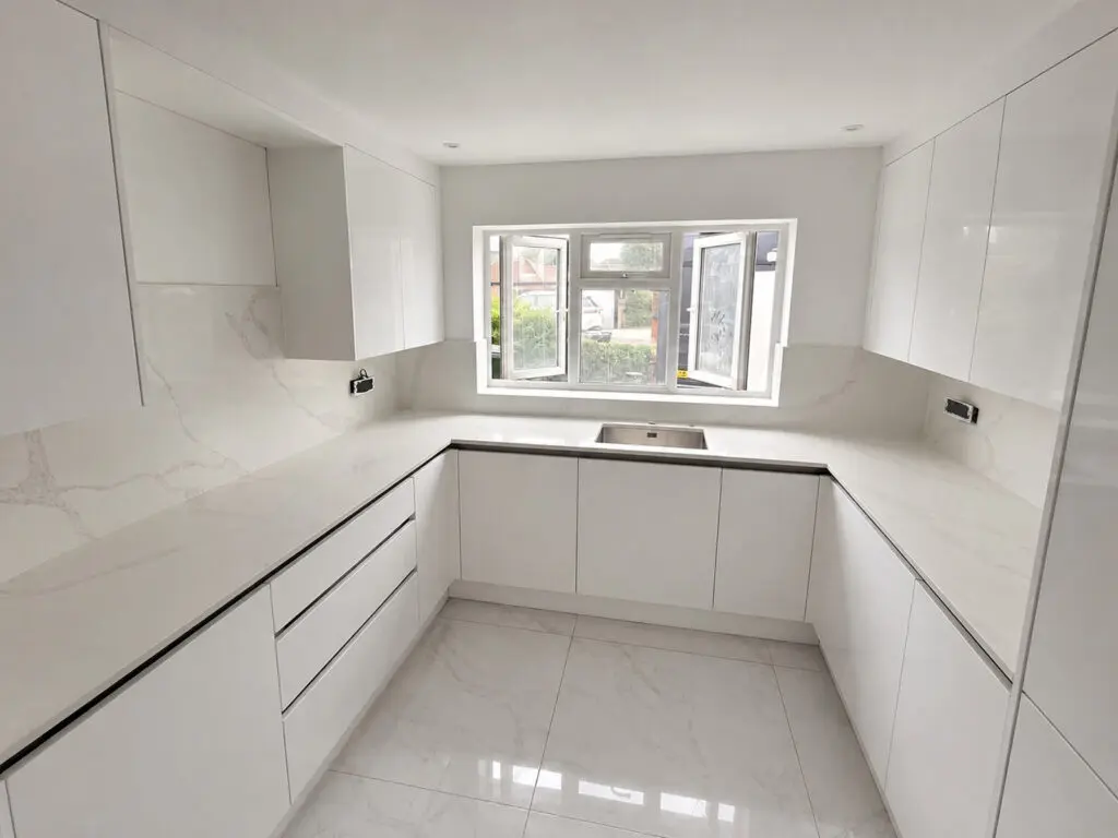 Thorne’s Minimalist Maidstone Kitchen Featuring Mono Calacatta Eternal Grey
