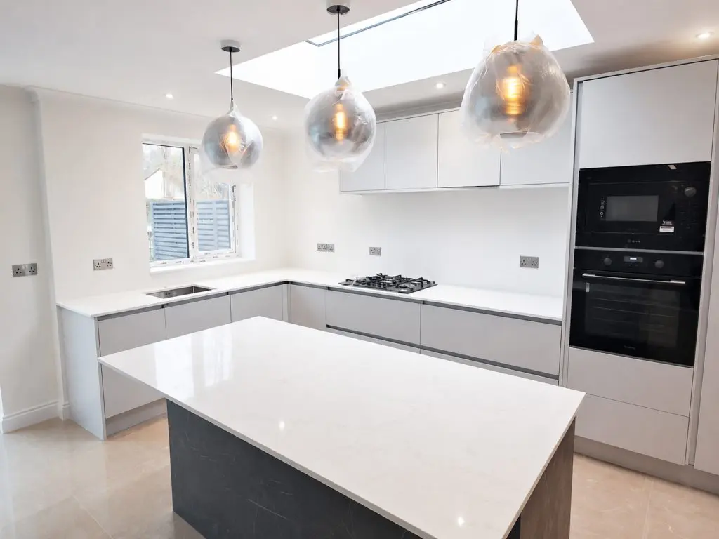 Ultra White Quartz kitchen in Leicester 2026
