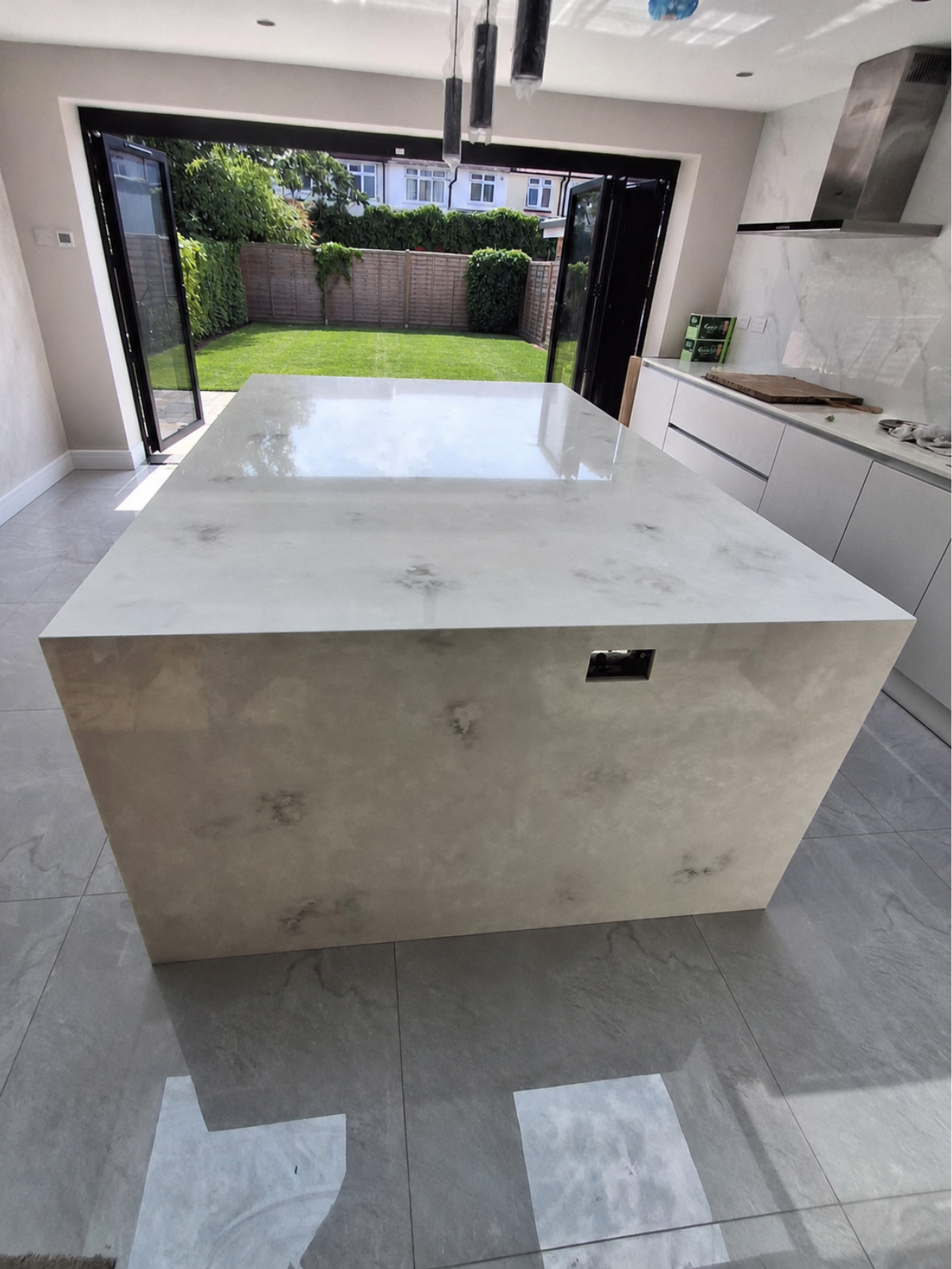 winter rock quartz worktop, Royal Borough, London, project