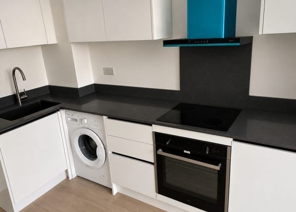 Black Sparkle Quartz in Colchester , Declan 2026